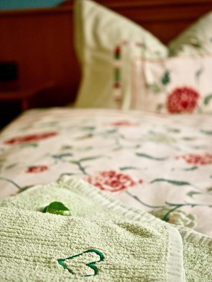 Pension Gruenes Herz Tonndorf Экстерьер фото